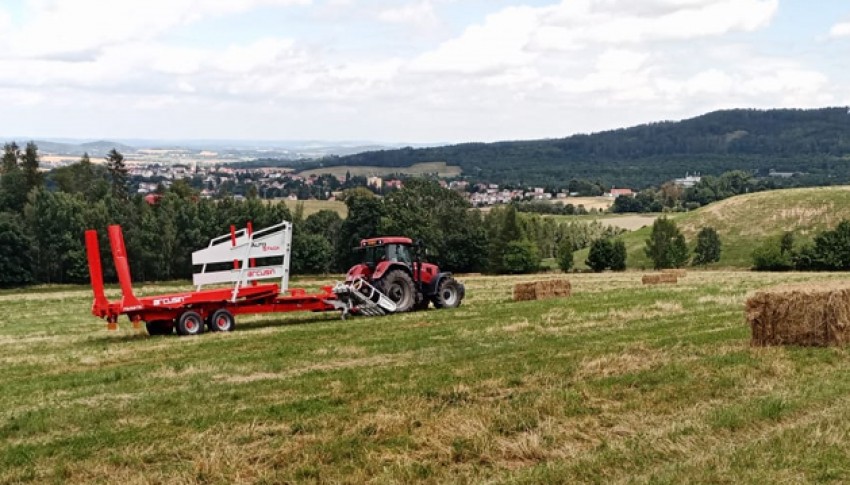 Aut. vůz pro sběr balíků Arcusin FS 63.72 - Votice, ČR